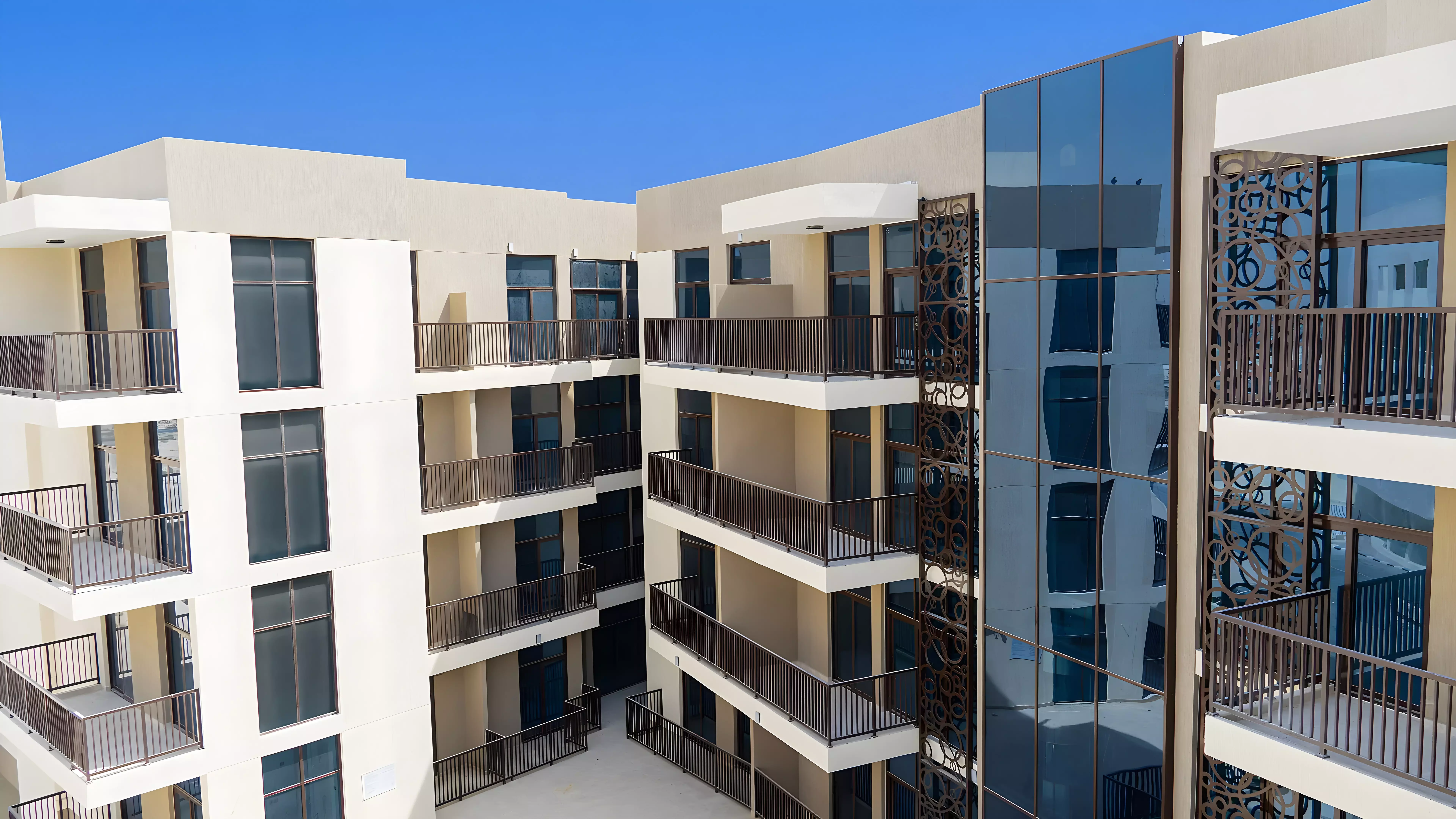 Image 3 of RR Residence by Rashed Aljabri Real Estate Development